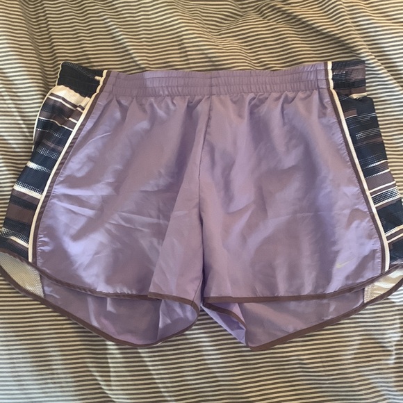 NWT Nike Dri-fit running shorts purple built-in panty large - Picture 3 of 9